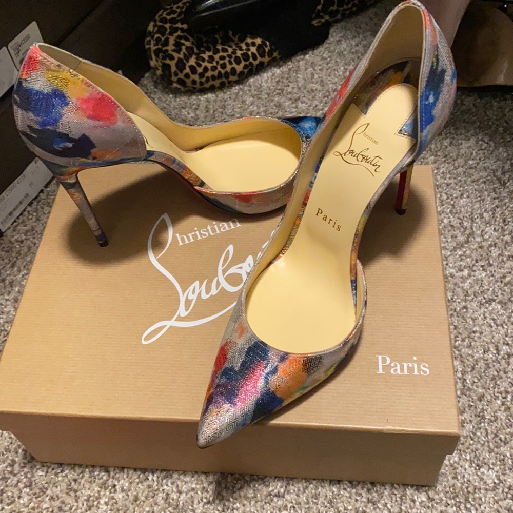 Brand new Iriza 100 Christian Loubiton heel